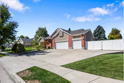 4883 W Skye Dr, South Jordan, UT 84009 - Photo 4