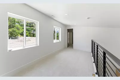 2662 E Comanche Dr, Salt Lake City, UT 84108 - Photo 56