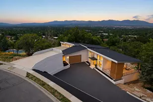 2662 E Comanche Dr, Salt Lake City, UT 84108 - Photo 2