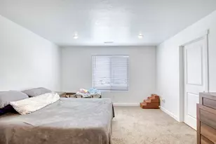 303 E Serenity Ave, Tooele, UT 84074 - Photo 14
