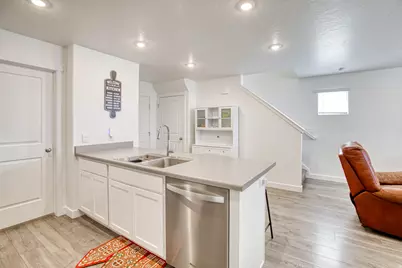 303 E Serenity Ave #1018, Tooele, UT 84074 - Photo 12