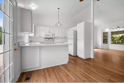 2380 N 2125 E, Layton, UT 84040 - Photo 4