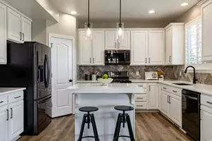 3546 W Brookshire Dr, Syracuse, UT 84075 - Photo 6