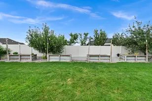 585 E Coach Ln, Grantsville, UT 84029 - Photo 52