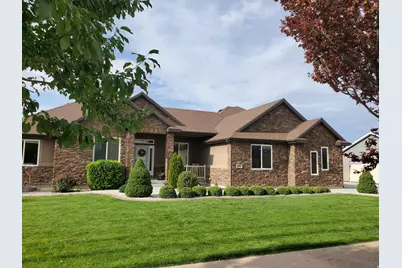 585 E Coach Ln, Grantsville, UT 84029 - Photo 6
