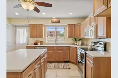 1146 N 700 W, Centerville, UT 84014 - Photo 8
