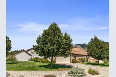 1146 N 700 W, Centerville, UT 84014 - Photo 32