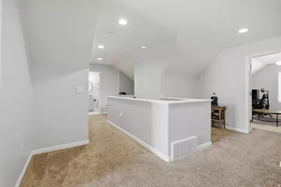303 Durocher Ln, Tooele, UT 84074 - Photo 20