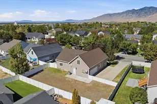 303 Durocher Ln, Tooele, UT 84074 - Photo 36