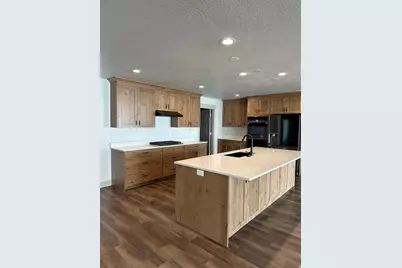 2766 W 2495 S #204, Syracuse, UT 84075 - Photo 2