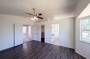 5569 S 3400 W, Roy, UT 84067 - Photo 4