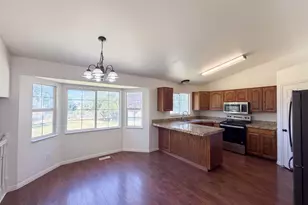 5569 S 3400 W, Roy, UT 84067 - Photo 2