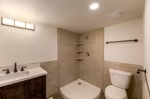4658 S Box Elder St, Murray, UT 84107 - Photo 12
