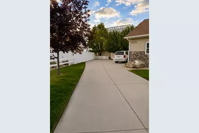 3222 W McKaylee Cir, South Jordan, UT 84095 - Photo 38