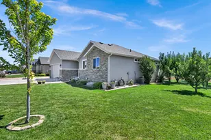 252 E 1875 S, Roosevelt, UT 84066 - Photo 2