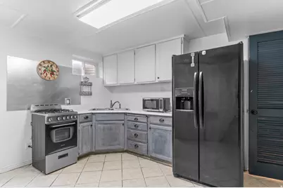 3883 S Market St, West Valley, UT 84119 - Photo 32