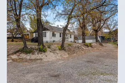 5245 S 900 E, Murray, UT 84117 - Photo 32