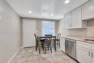 1026 E Perrywill Ave, Salt Lake City, UT 84124 - Photo 8