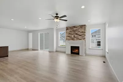 854 W Caroline Dr #211, Saratoga Springs, UT 84045 - Photo 18