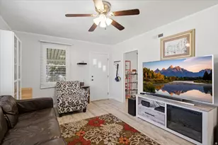 906 Grandview Dr, Ogden, UT 84403 - Photo 4