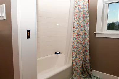 261 E 600 S, Mendon, UT 84325 - Photo 40