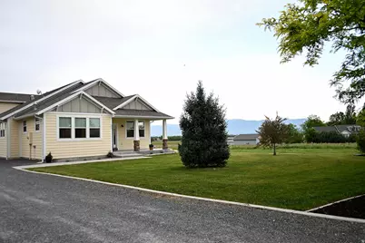 261 E 600 S, Mendon, UT 84325 - Photo 12