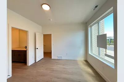 5302 W Center Field Dr S #139, South Jordan, UT 84009 - Photo 2