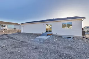 1057 W Alpine Ln, Grantsville, UT 84029 - Photo 14