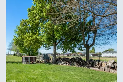 115 N 1400 W, Clearfield, UT 84015 - Photo 20