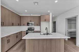 1588 E Centaurus Wy, Washington, UT 84780 - Photo 4