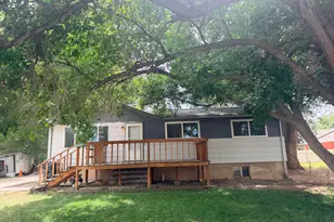 736 E 300 N, Roosevelt, UT 84066 - Photo 1