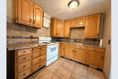 736 E 300 N, Roosevelt, UT 84066 - Photo 4