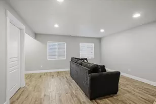 3531 W Cranefield Rd, Clinton, UT 84015 - Photo 22