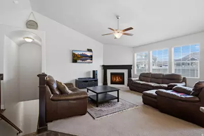 3531 W Cranefield Rd, Clinton, UT 84015 - Photo 4