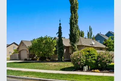 564 N Spring Meadow Ln. Ln W, Farmington, UT 84025 - Photo 2