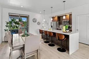 467 W 2200 N, Layton, UT 84041 - Photo 2