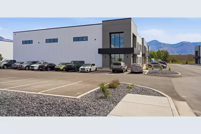 1204 N 2000 W, Farr West, UT 84404 - Photo 4