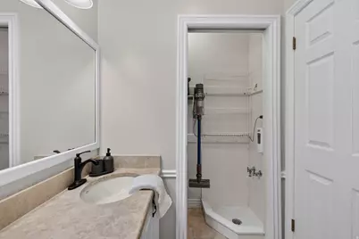 158 E 1950 S, Orem, UT 84058 - Photo 56