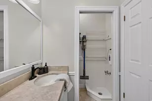 158 E 1950 S, Orem, UT 84058 - Photo 56
