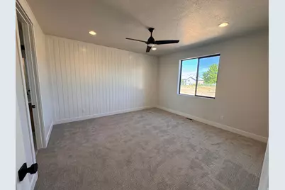 3388 W 900 N #131, Layton, UT 84041 - Photo 2