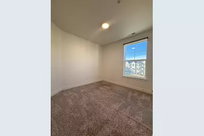 938 W Coral Charm Way N #302, Saratoga Springs, UT 84045 - Photo 12