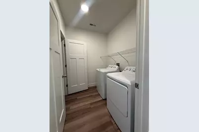 938 W Coral Charm Way N #302, Saratoga Springs, UT 84045 - Photo 18