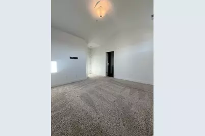 938 W Coral Charm Way N #302, Saratoga Springs, UT 84045 - Photo 8