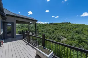 1776 S Temple Ct E, Bountiful, UT 84010 - Photo 6