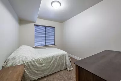 1776 S Temple Ct E, Bountiful, UT 84010 - Photo 38