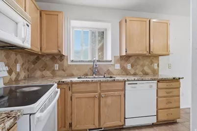 3782 S Tail Trail W, Magna, UT 84044 - Photo 6