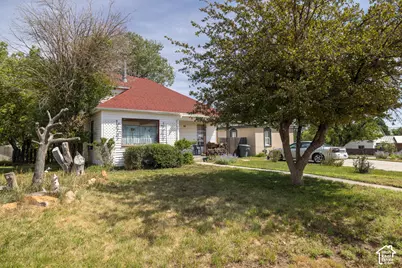 97 E 100 S, Monticello, UT 84535 - Photo 2