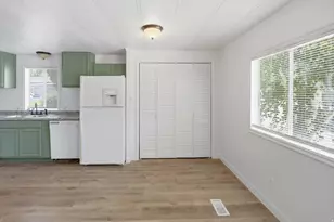 975 E 6600 S, Uintah, UT 84405 - Photo 18
