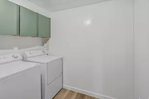 975 E 6600 S, Uintah, UT 84405 - Photo 30