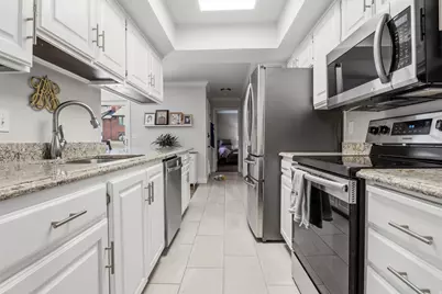 2424 E 4430 S, Holladay, UT 84124 - Photo 8